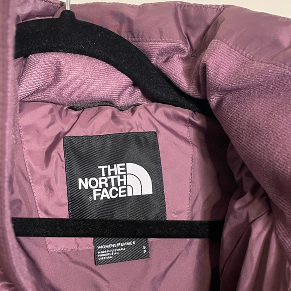 The North Face Metropolis Parka in Midnight Mauve - Picture 9 of 11